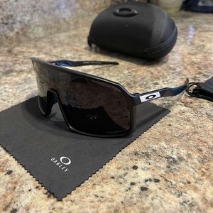 BRAND NEW Oakley Sutro Sunglasses